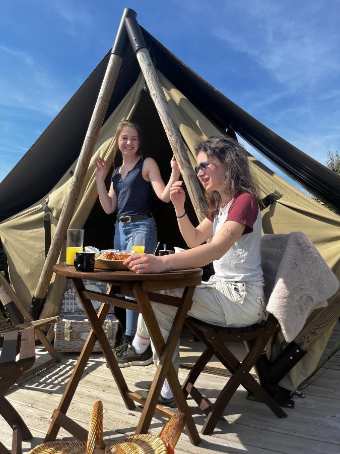 Camping de la Forêt Seasonova Sillé-le-Guillaume Extérieur photo