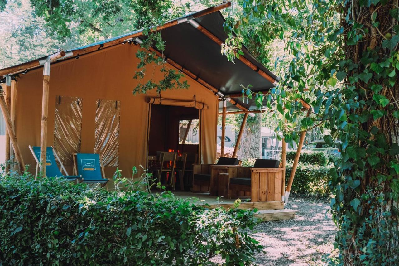 Camping de la Forêt Seasonova Sillé-le-Guillaume Extérieur photo