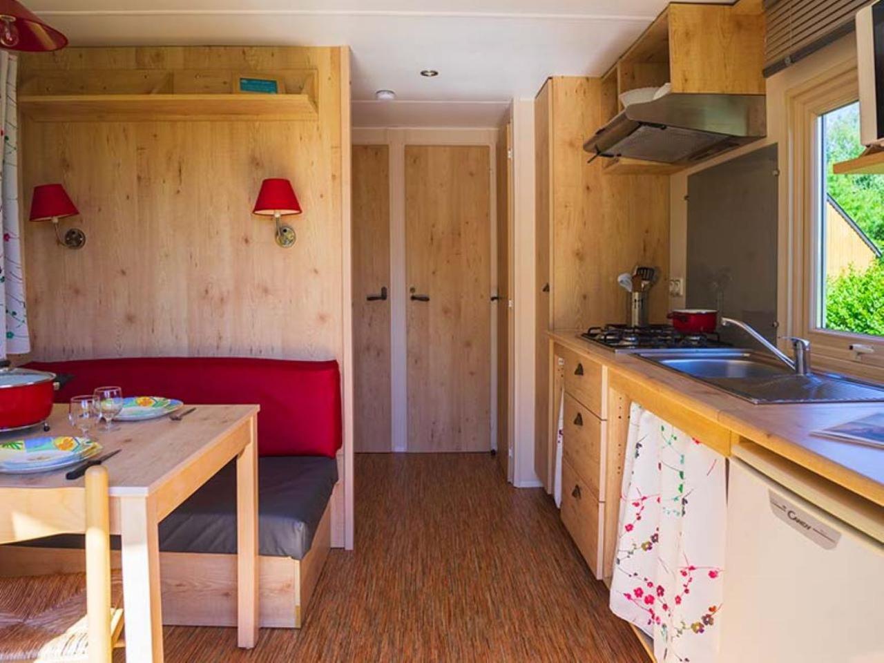 Camping de la Forêt Seasonova Sillé-le-Guillaume Extérieur photo